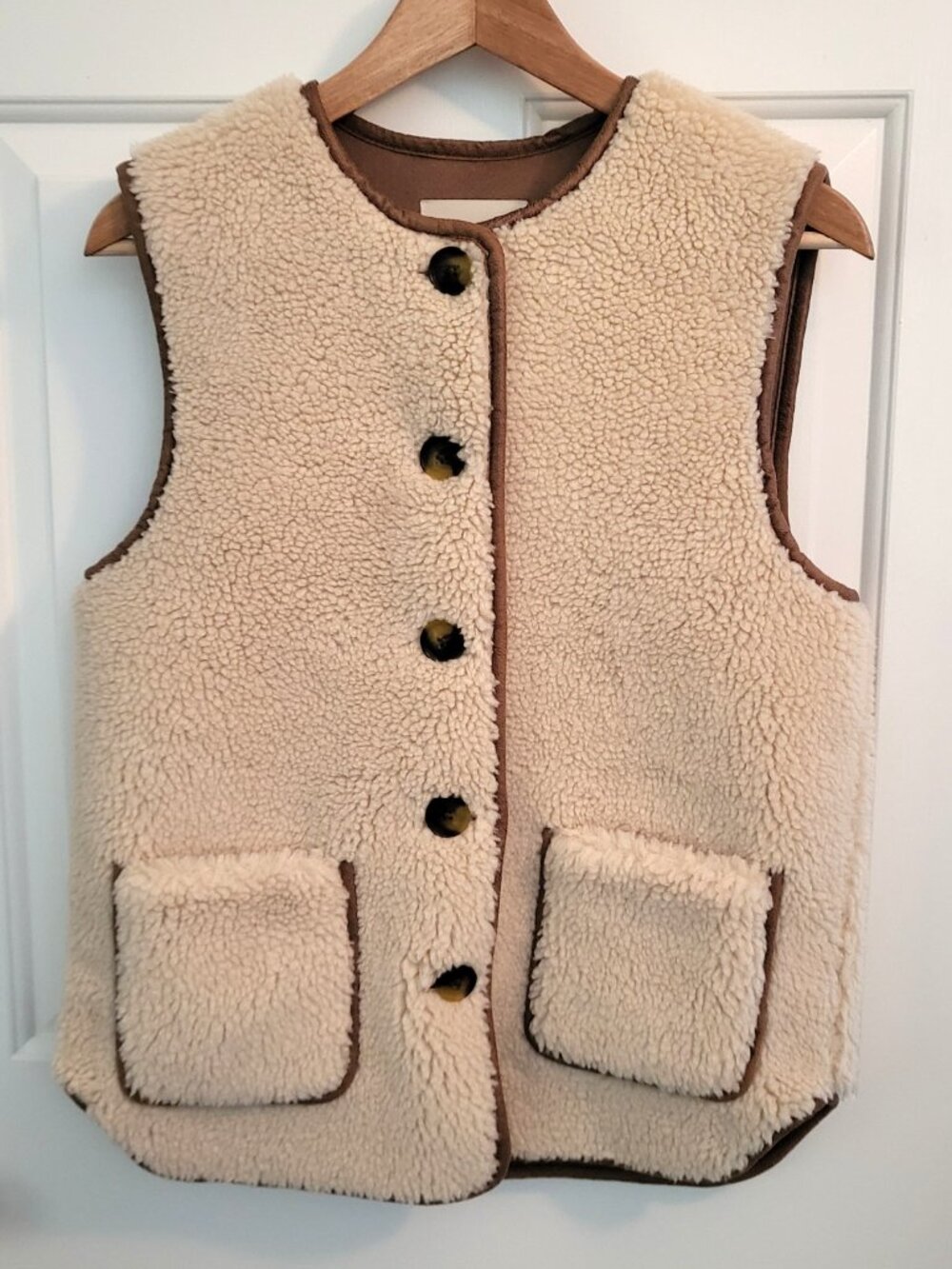Boden Borg Button Gilet - Size 2 - Picture 3 of 6